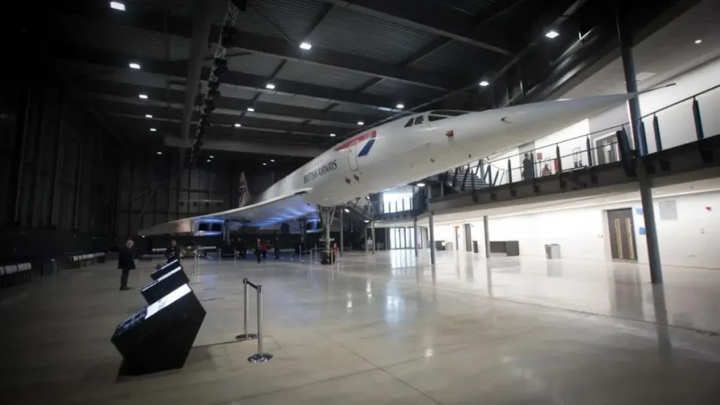 Concorde Final Flight Over Clifton Suspension Bridge | Historic Travel Moment in Bristol Sky